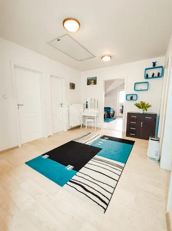 Prodej vícegeneračního domu, Srubec, 334 m2