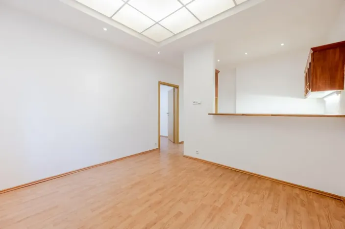 Pronájem bytu 2+kk, Praha - Smíchov, Jindřicha Plachty, 42 m2