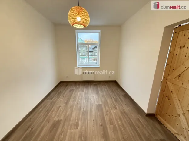 Pronájem bytu 2+kk, Jílové, Mírové nám., 52 m2