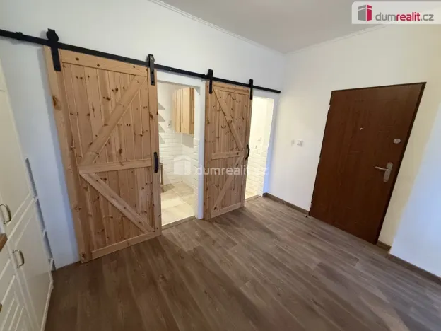 Pronájem bytu 2+kk, Jílové, Mírové nám., 52 m2