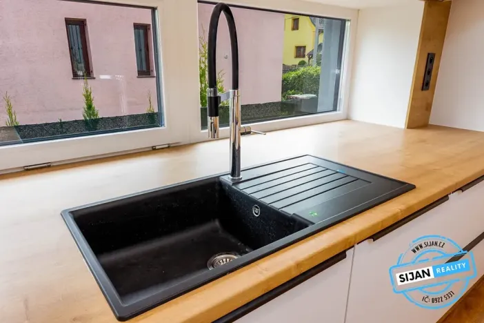 Pronájem bytu 3+kk, Ostrava, U Lesa, 98 m2