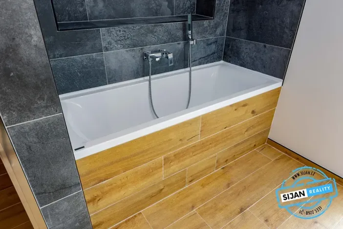 Pronájem bytu 3+kk, Ostrava, U Lesa, 98 m2