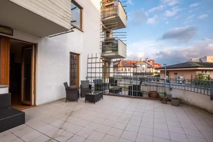 Prodej bytu 2+kk, Praha - Kyje, Pelušková, 44 m2