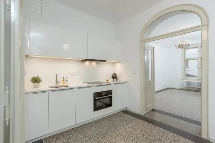 Pronájem kanceláře, Praha - Staré Město, Martinská, 76 m2