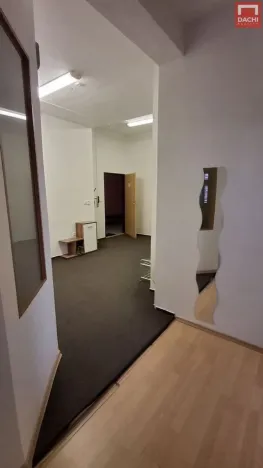 Pronájem kanceláře, Olomouc, Wellnerova, 118 m2