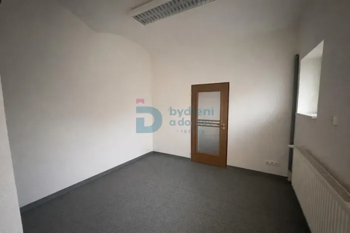 Prodej výrobních prostor, Prostějov, Husovo nám., 333 m2