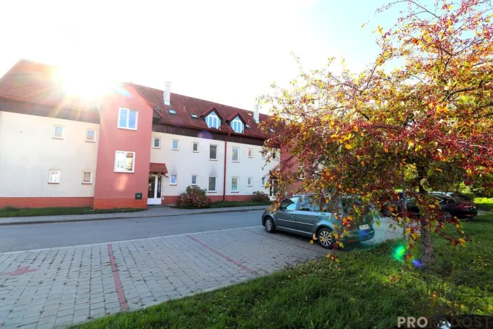 Pronájem bytu 2+1, Pozořice, Holubická, 55 m2