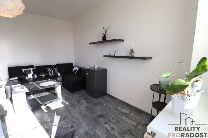 Pronájem bytu 2+1, Pozořice, Holubická, 55 m2