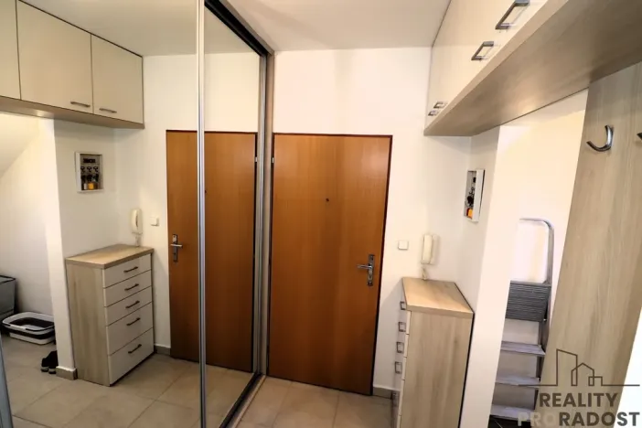 Pronájem bytu 2+1, Pozořice, Holubická, 55 m2