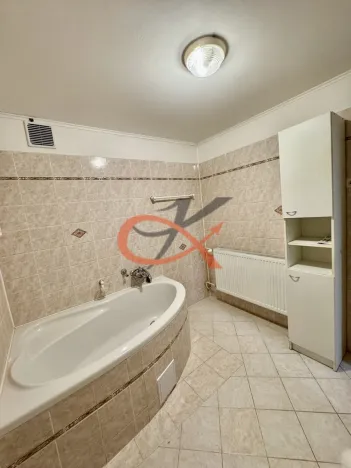 Pronájem bytu 2+kk, Rožnov pod Radhoštěm, Pod Chlacholovem, 70 m2
