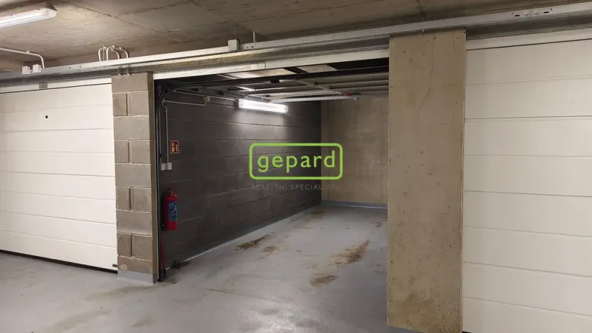 Prodej garáže, Brno - Černovice, Turgeněvova, 15 m2