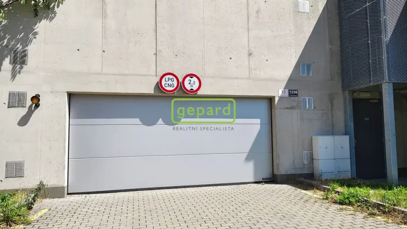 Prodej garáže, Brno - Černovice, Turgeněvova, 15 m2