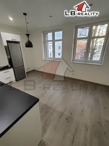 Pronájem bytu 2+kk, Kolín, Politických vězňů, 45 m2