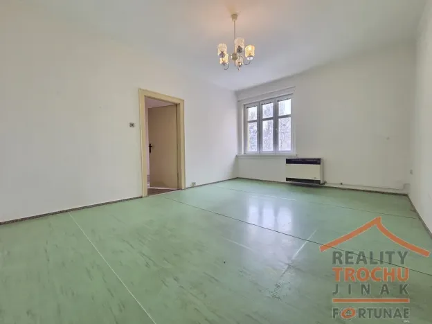 Prodej bytu 2+kk, Dvůr Králové nad Labem, Kotkova, 53 m2