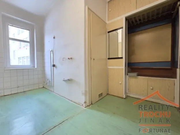 Prodej bytu 2+kk, Dvůr Králové nad Labem, Kotkova, 53 m2