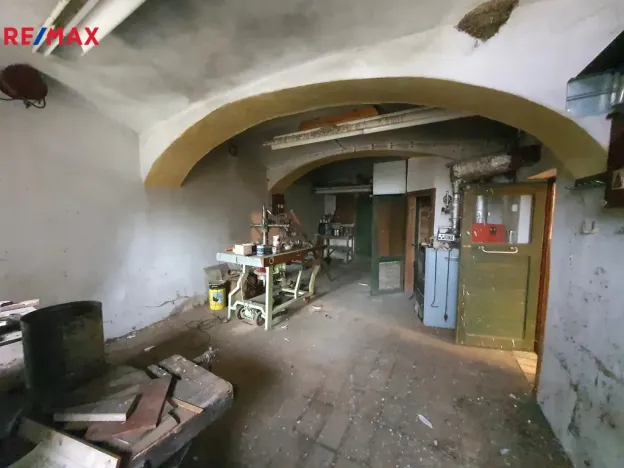 Prodej rodinného domu, Skočice, 289 m2