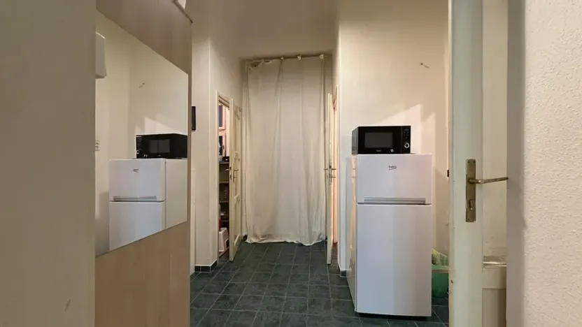 Pronájem bytu 2+kk, Praha - Holešovice, Komunardů, 50 m2