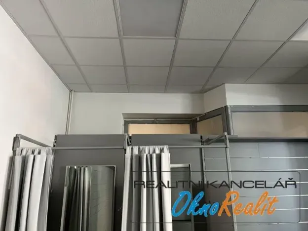 Pronájem obchodního prostoru, Přerov - Přerov I-Město, Žerotínovo nám., 108 m2