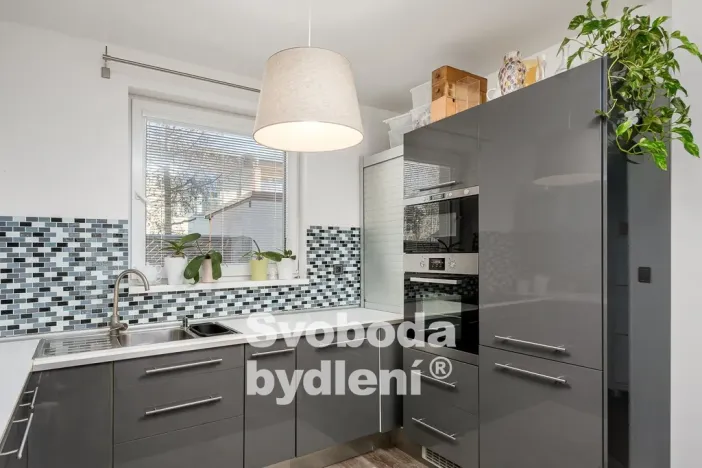Pronájem bytu 2+kk, Nová Ves, Nad Obcí, 50 m2
