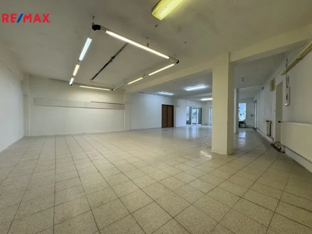 Pronájem obchodního prostoru, Velká Bystřice, ČSA, 354 m2