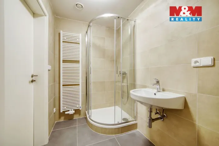 Pronájem bytu 1+kk, Nýřany, Benešova třída, 34 m2