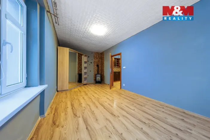 Pronájem bytu 2+kk, Karlovy Vary - Bohatice, Jáchymovská, 52 m2