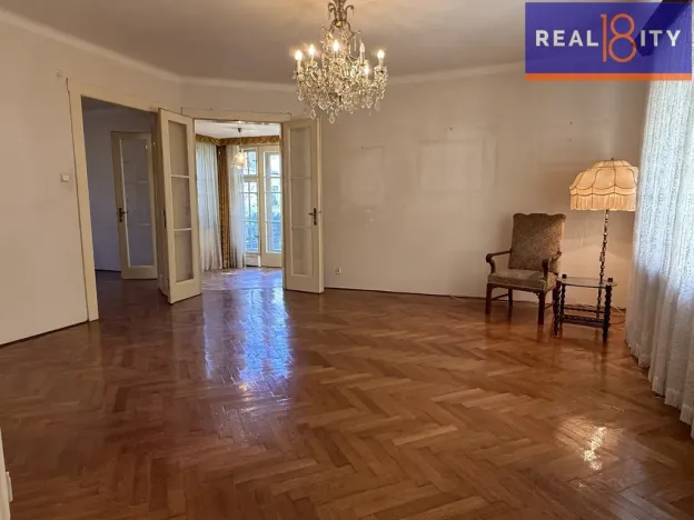 Prodej vily, Praha, Na pískách, 528 m2
