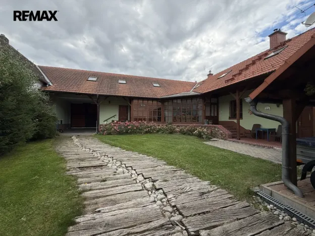 Prodej rodinného domu, Pelhřimov - Vlásenice, 364 m2