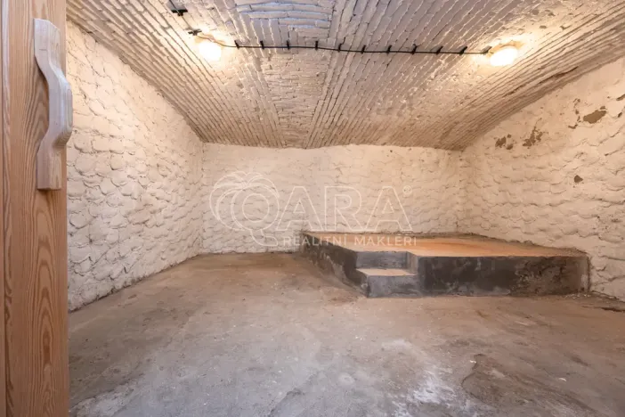 Pronájem obchodního prostoru, Mladá Boleslav - Mladá Boleslav I, Vodkova, 298 m2