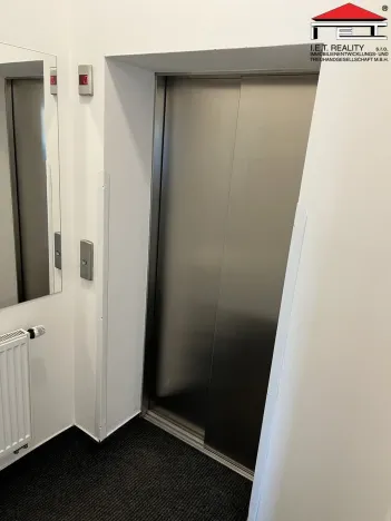 Pronájem obchodního prostoru, Frýdek-Místek - Frýdek, Potoční, 121 m2