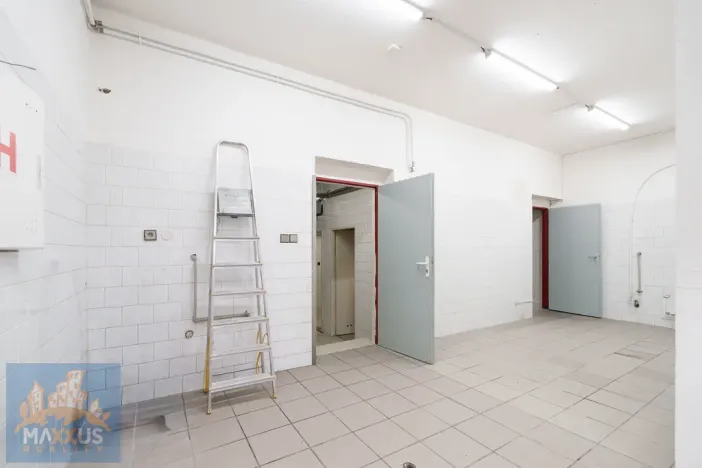 Pronájem obchodního prostoru, Praha - Strašnice, Počernická, 140 m2