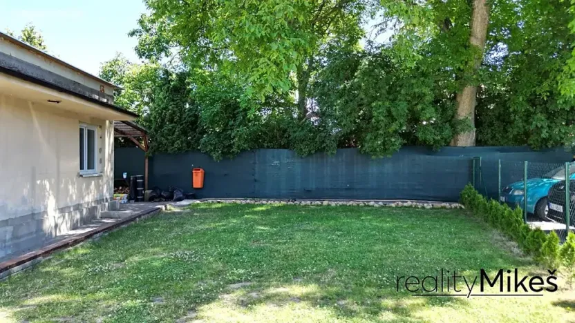 Pronájem ubytování, Dobrovice, 500 m2