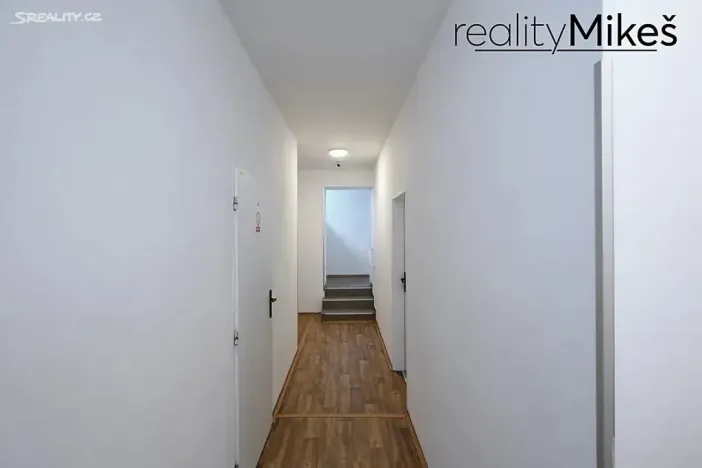 Pronájem ubytování, Dobrovice, 500 m2