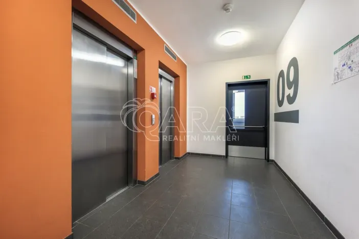 Pronájem bytu 1+kk, Praha - Stodůlky, Holýšovská, 12052 m2