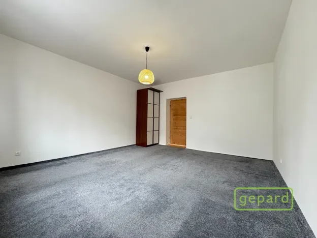 Pronájem bytu 1+1, Brno - Královo Pole, Bulharská, 40 m2