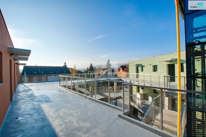 Pronájem bytu 1+kk, Liberec - Liberec XI-Růžodol I, Londýnská, 38 m2