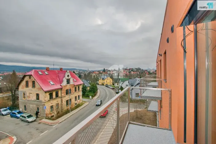 Pronájem bytu 1+kk, Liberec - Liberec XI-Růžodol I, Londýnská, 38 m2