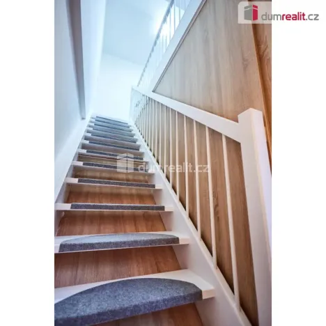 Prodej bytu 2+kk, Jáchymov, K Lanovce, 54 m2