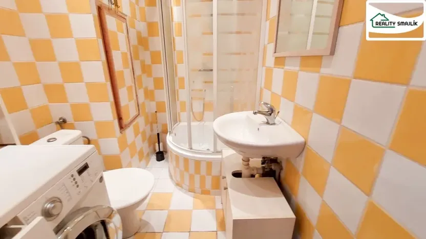 Pronájem bytu 1+1, Cheb, Přátelství, 35 m2