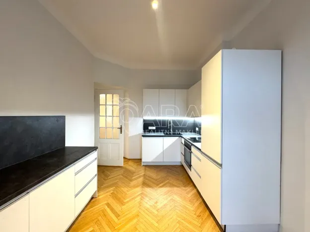 Pronájem bytu 4+1, Praha - Vinohrady, Polská, 147 m2