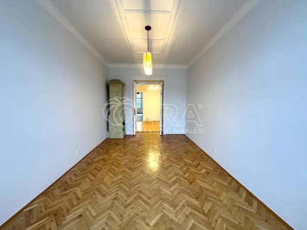 Pronájem bytu 4+1, Praha - Vinohrady, Polská, 147 m2