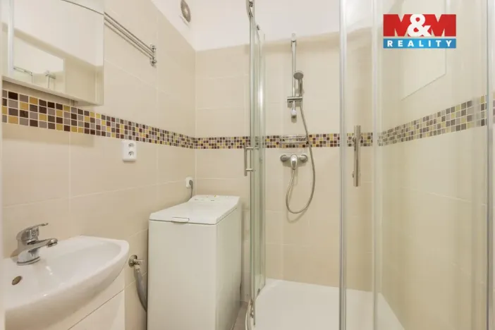 Prodej bytu 2+1, Praha - Hloubětín, Mochovská, 52 m2