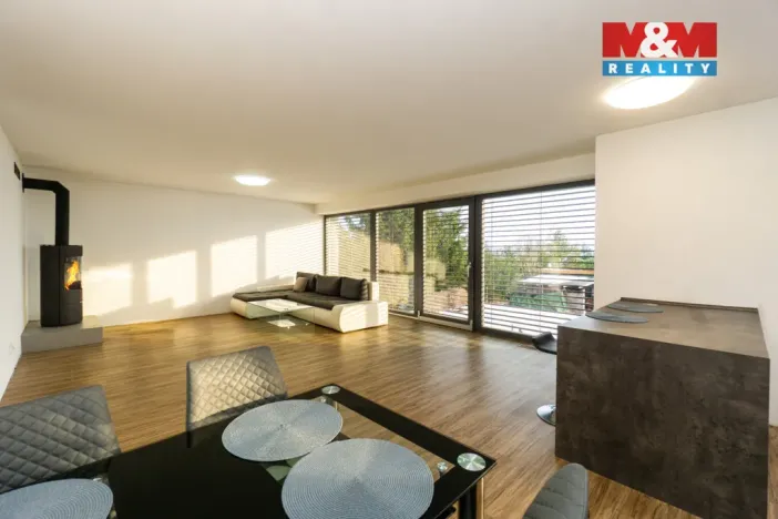 Prodej rodinného domu, Rohovládova Bělá, 287 m2