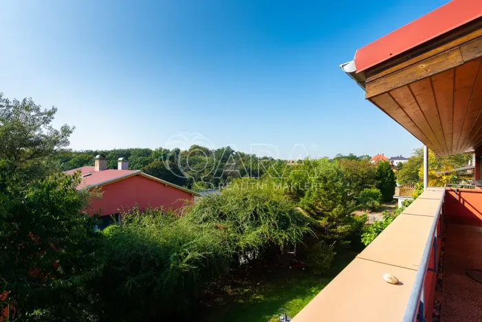 Pronájem rodinného domu, Statenice, Ke Kulnám, 191 m2