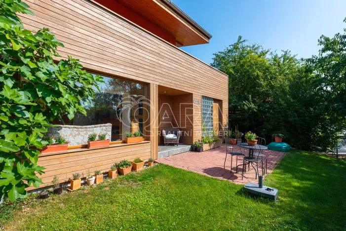 Pronájem rodinného domu, Statenice, Ke Kulnám, 191 m2