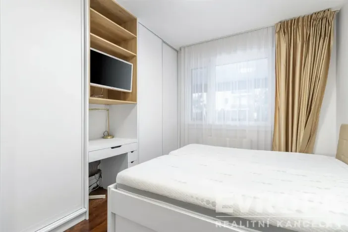 Prodej bytu 3+kk, Praha - Hloubětín, Waltariho, 78 m2