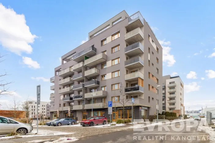 Prodej bytu 3+kk, Praha - Hloubětín, Waltariho, 78 m2