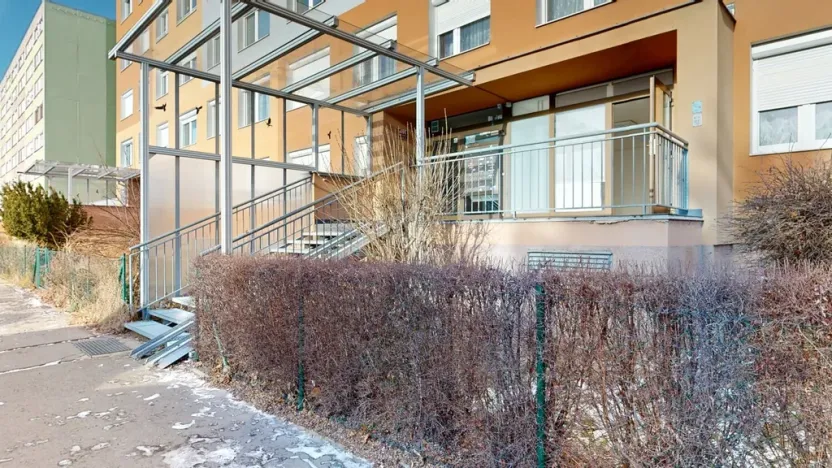 Pronájem kanceláře, Praha - Horní Měcholupy, Milánská, 27 m2