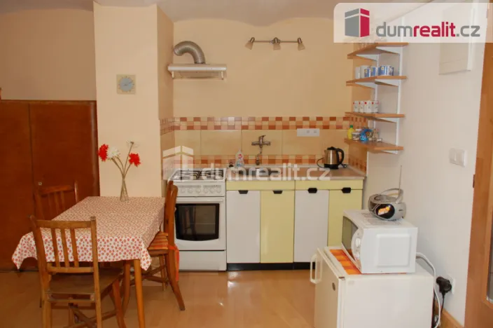 Pronájem bytu 1+kk, Břeclav, Nerudova, 35 m2