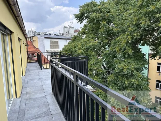 Pronájem bytu 4+kk, Praha - Vršovice, Oblouková, 136 m2